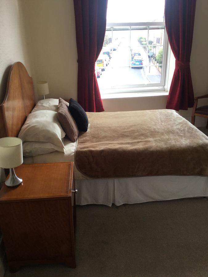 The Wellington Bed & Breakfast ซีฟอร์ด ภายนอก รูปภาพ