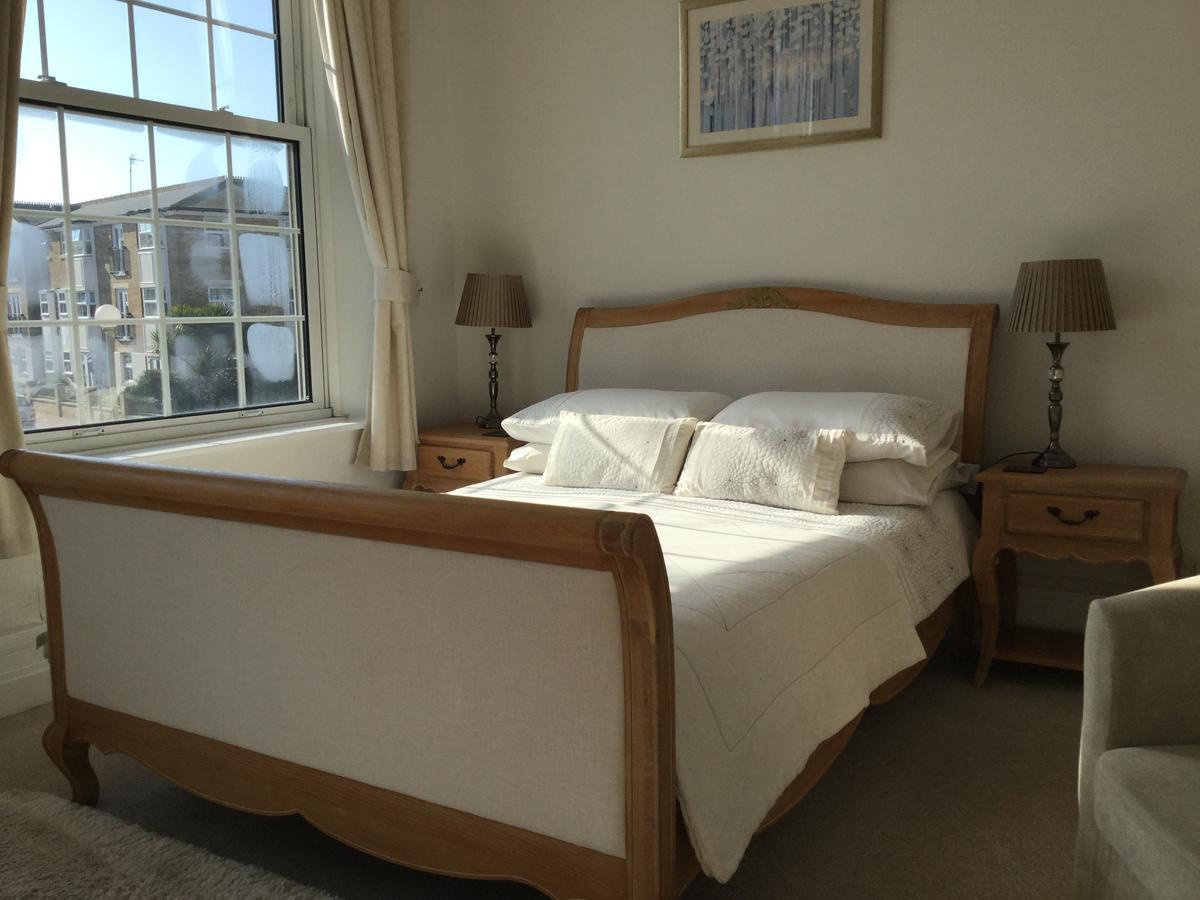 The Wellington Bed & Breakfast ซีฟอร์ด ภายนอก รูปภาพ